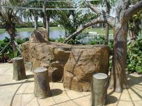 Bar,Tree with Sink